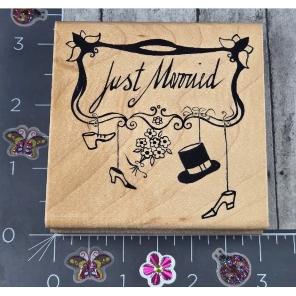 CTMH Just Married Bride Shoe Bouquet Groom Hat Rubber Stamp Wood #R2